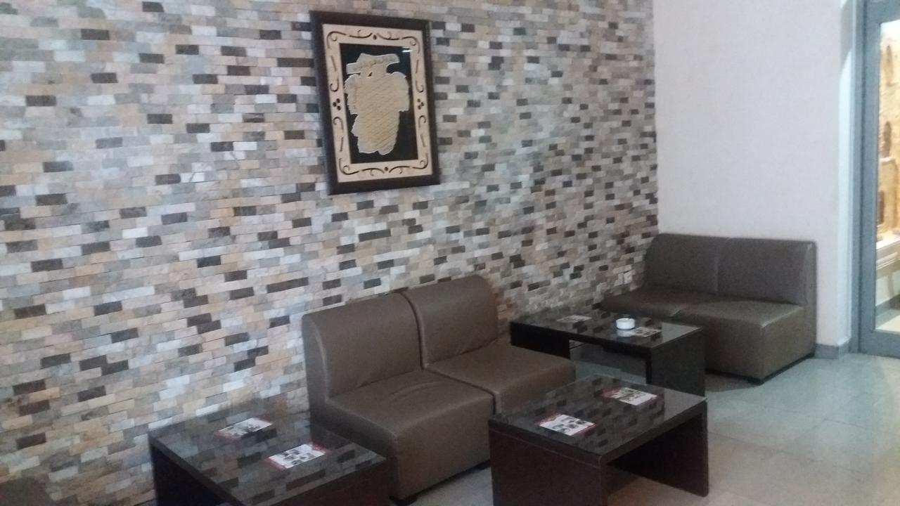 Hotel Matous ตูนิส ภายนอก รูปภาพ