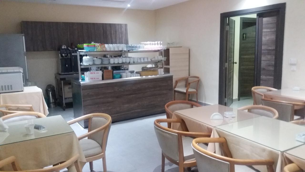 Hotel Matous ตูนิส ภายนอก รูปภาพ