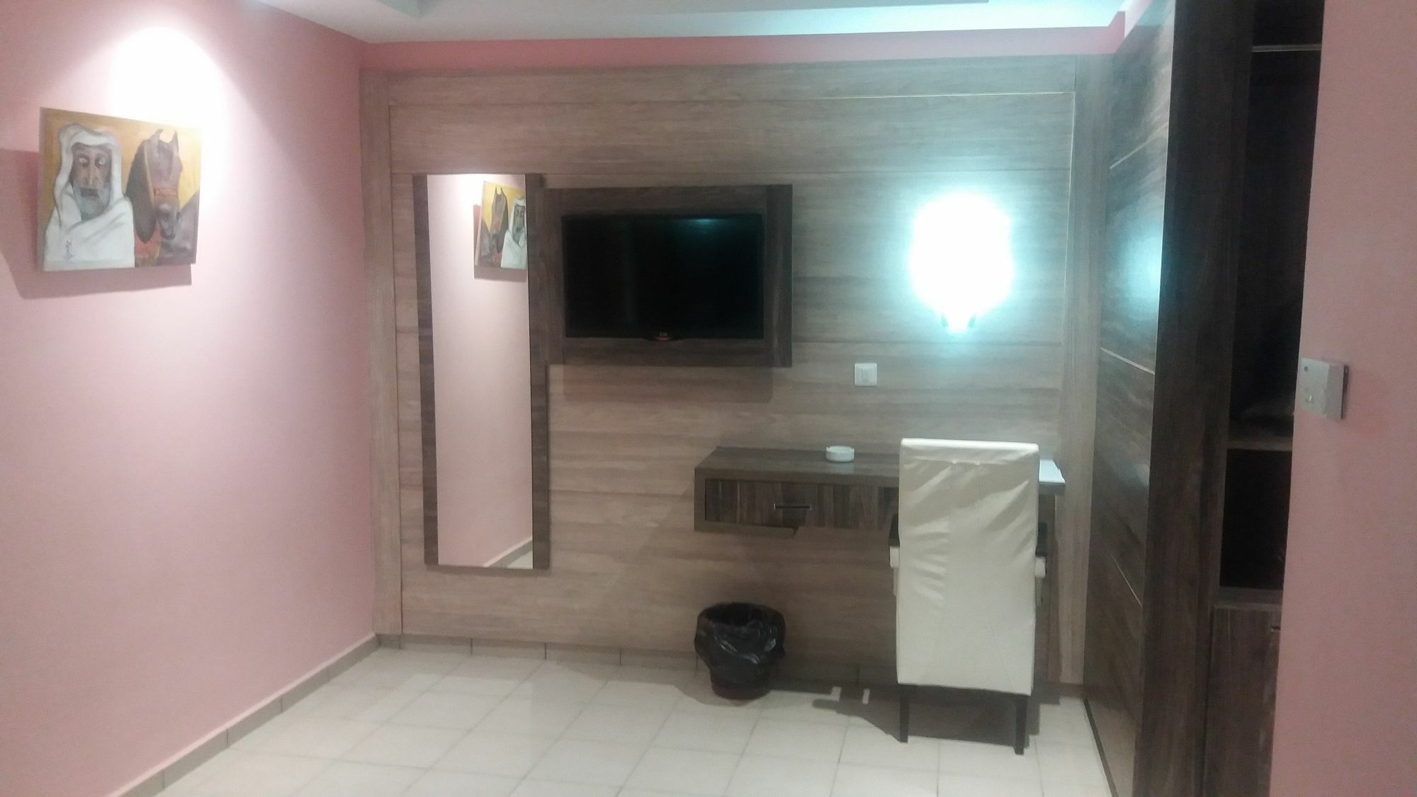 Hotel Matous ตูนิส ภายนอก รูปภาพ